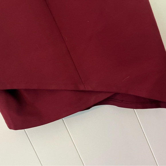 Adelyn Rae Burgundy Ponte Knit Sleeveless Career lined dress size Small - Picture 4 of 12